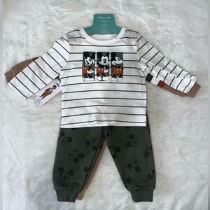 BNWT Disney Mickey Mouse 4 Piece Set